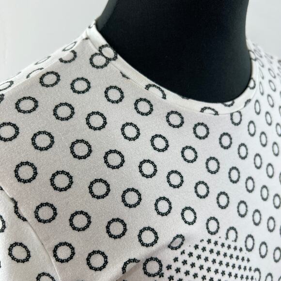 TED BAKER London White Black Heart Polka Dot Printed Fitted Tee Shirt Crewneck 2 - Picture 6 of 9